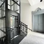 Vintage & Modern - Best Of Both Worlds In The Heart Of Prague