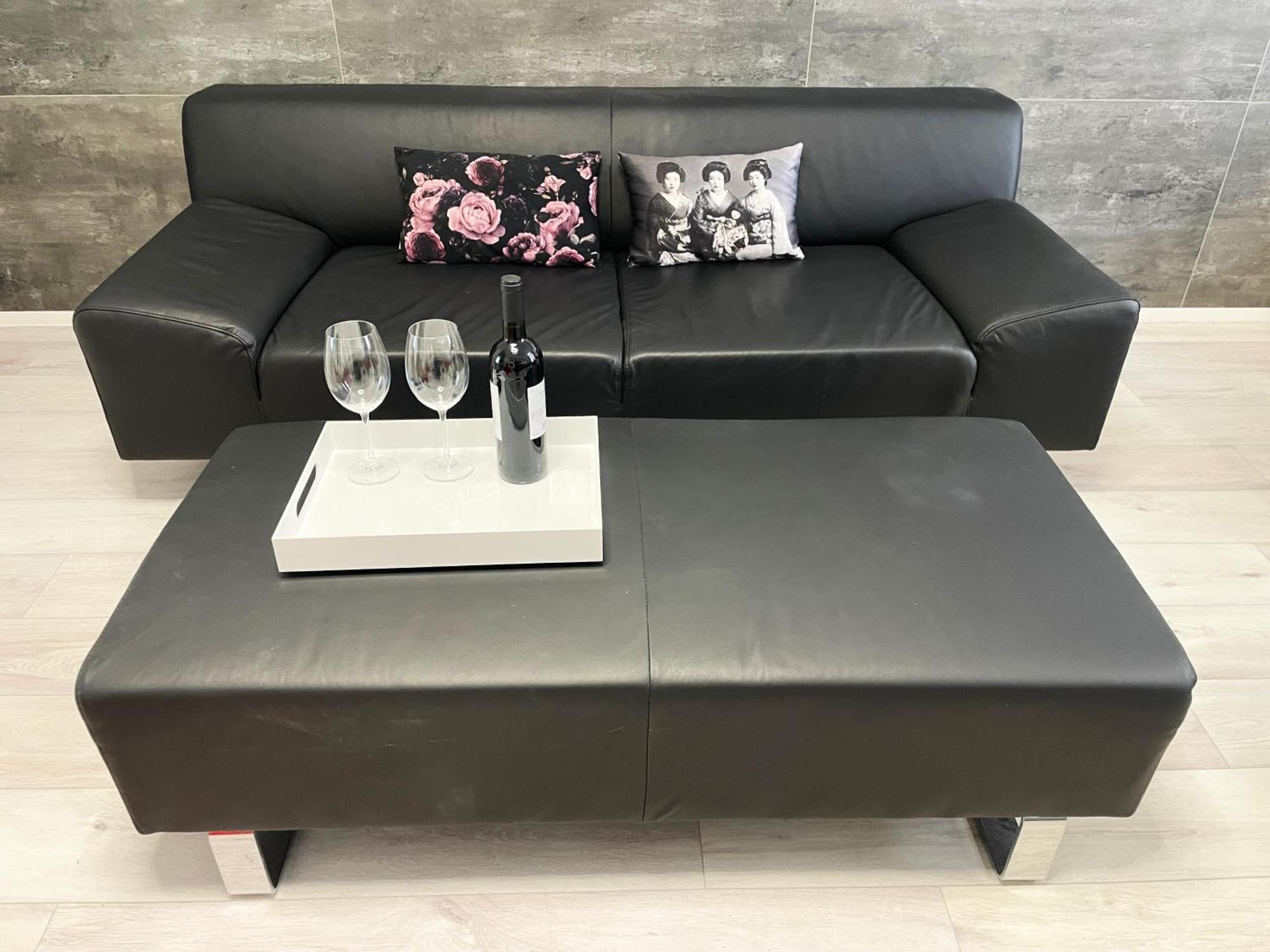Vintage & Modern - Of Both Worlds In The Heart Of